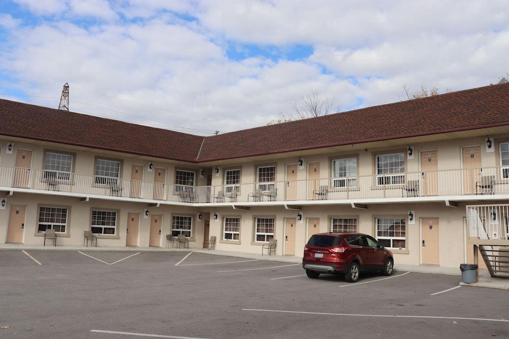 Falls Lodge By The Falls Niagara Falls Exterior foto