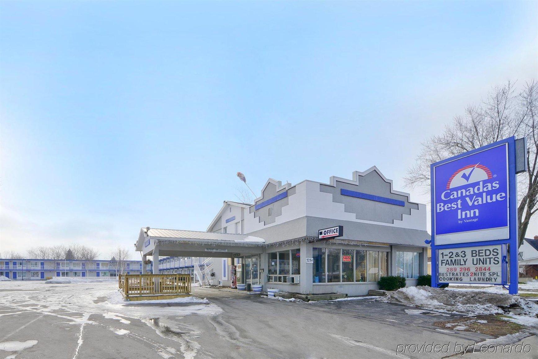 Falls Lodge By The Falls Niagara Falls Exterior foto